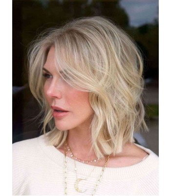 Locker Gewellte Blonde Echthaarperücken Im Bob-Stil Locker Gewellte Blonde Echthaarperücken Im Bob-Stil